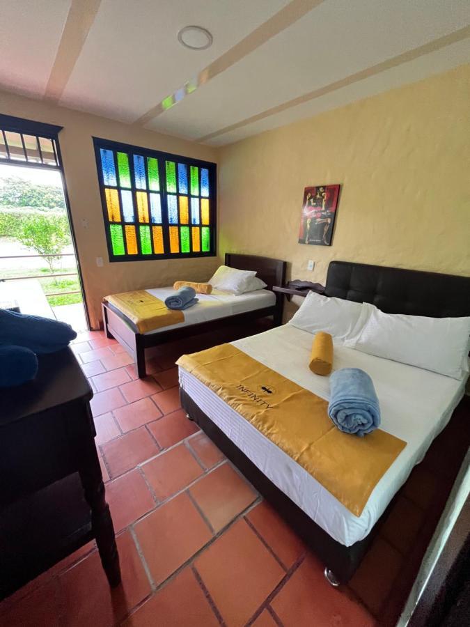 Hotel Campestre Los Mangos Quimbaya Bagian luar foto