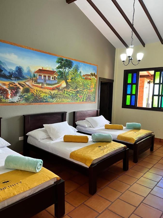 Hotel Campestre Los Mangos Quimbaya Bagian luar foto