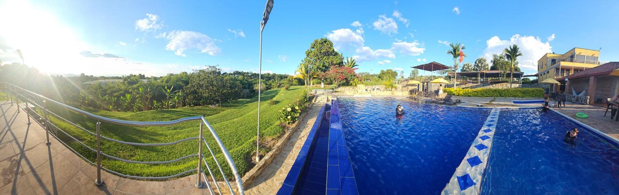 Hotel Campestre Los Mangos Quimbaya Bagian luar foto