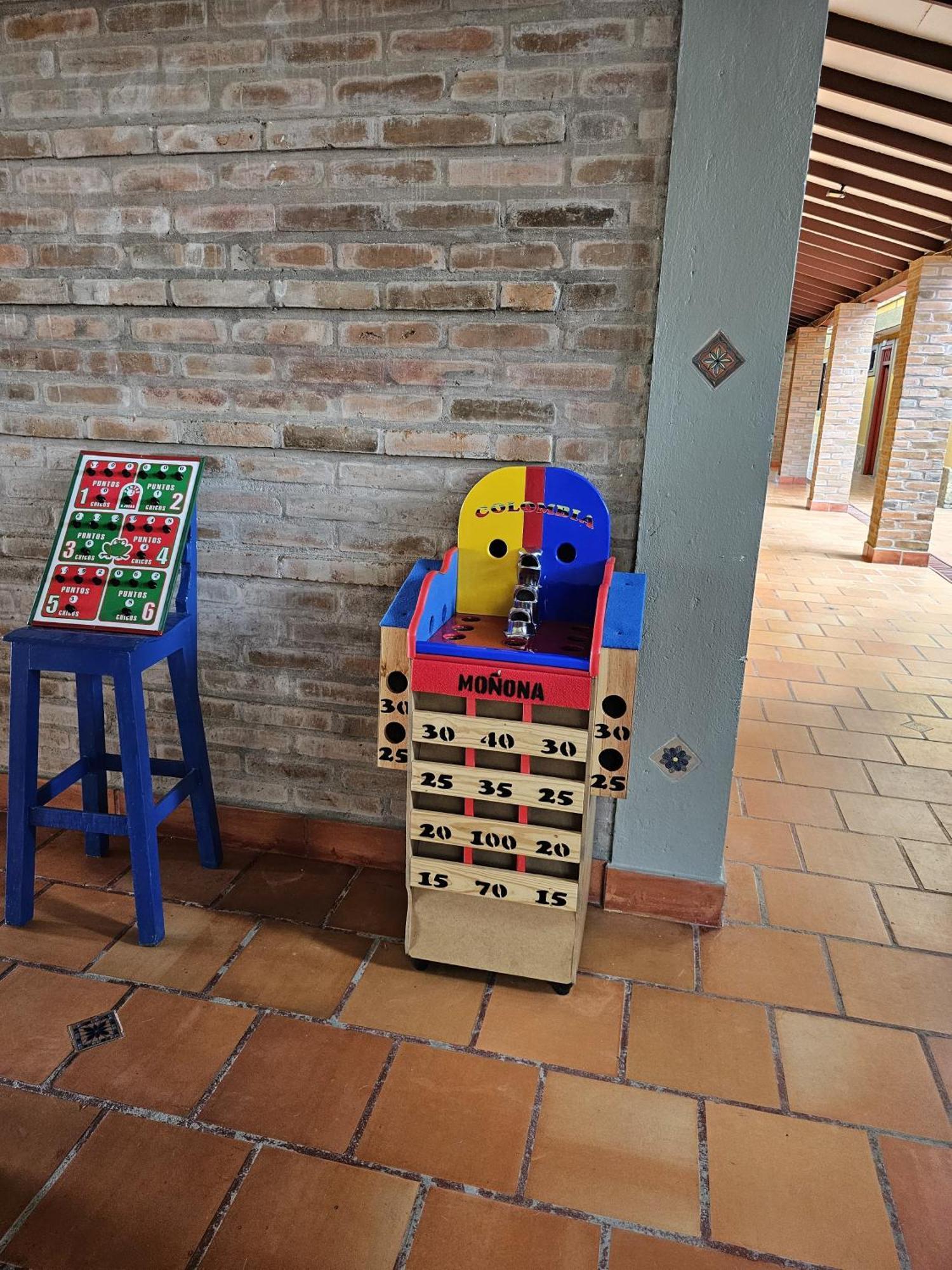 Hotel Campestre Los Mangos Quimbaya Bagian luar foto